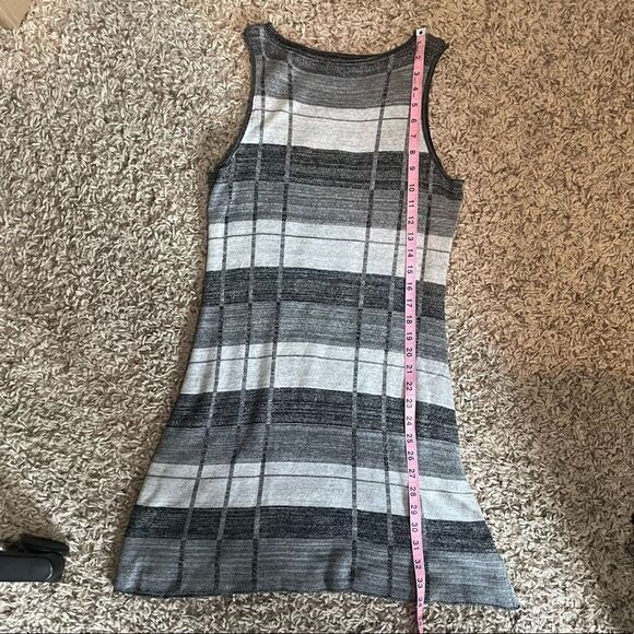 M. Rena 100% Viscose Dress - Picture 4 of 7